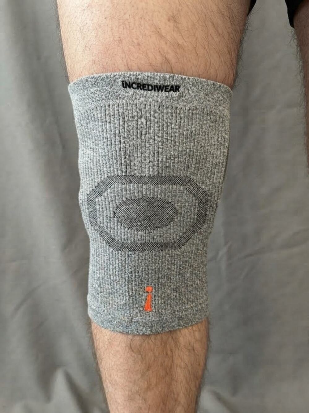 Incrediwear Knee Sleeve Gray Size XXXL G705B Germanium Carbon Infused Recovery
